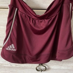 adidas large skorts wms maroon like new